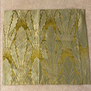 Pair of Jim Thompson 22x22inch silk pillow cover